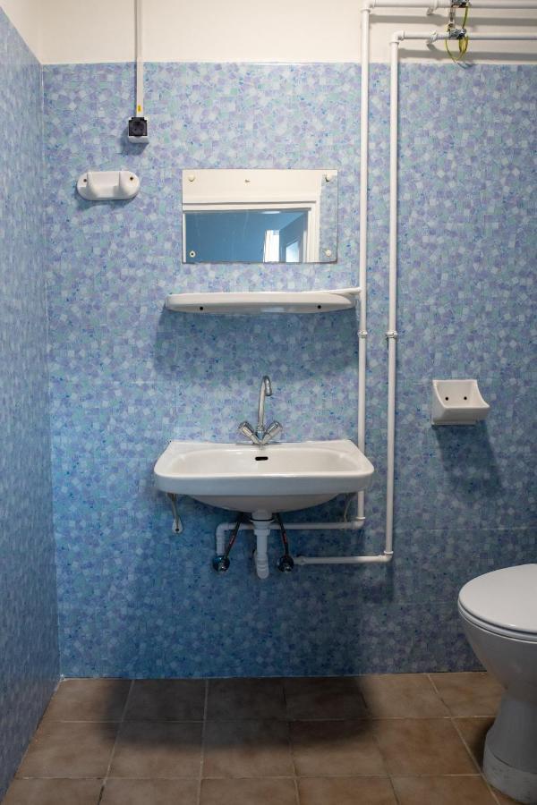 Kuelker Hostel Будапеща Екстериор снимка